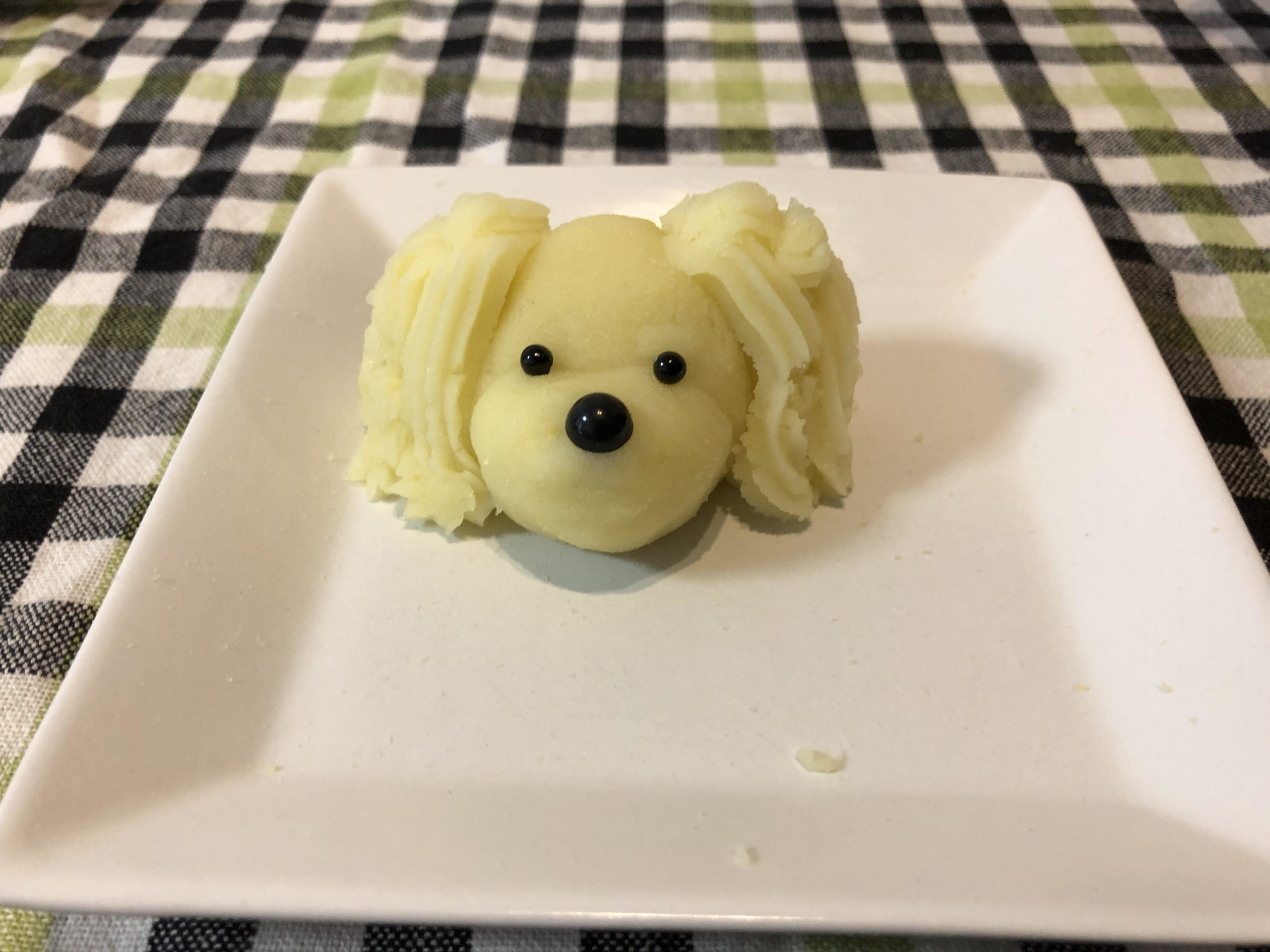 超簡単な手作りレシピ 犬の似顔絵ケーキの作り方
